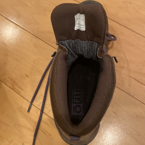 Oboz women’s lace up hiking boots - Picture 5 of 6